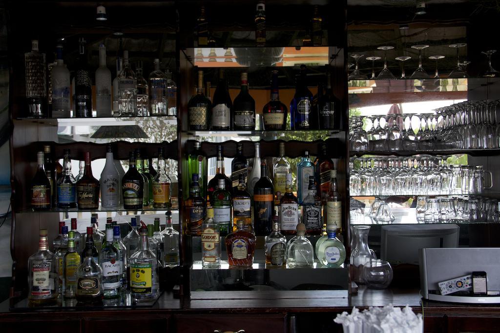麦池度假酒店 安东尼奥港 外观 照片